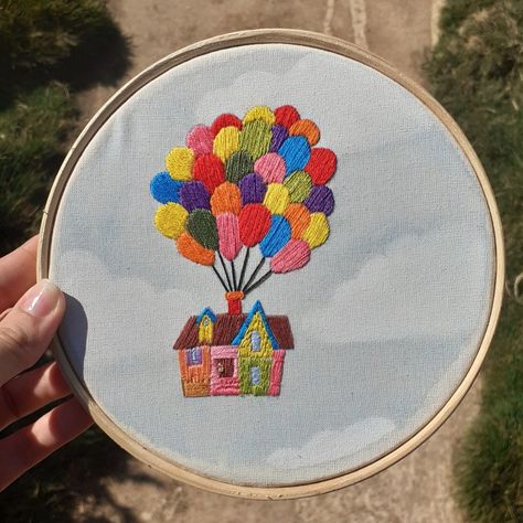 #CoolTattoos #TattooArt #InkMaster #TattooDesigns #InkedUp #TattooLovers #InkInspiration #TattooIdeas #CreativeInk #TattooStyle Up House Embroidery Pattern, Embroidery Up House, Up Movie Embroidery, Up Embroidery Pixar, Up House Embroidery, Disney Embroidery Designs Hand, Hand Embroidery Disney, Disney Sewing, Embroidery Disney