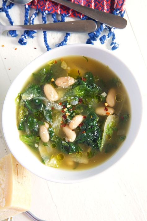 Tuscan Bean Escarole Soup Recipe Escarole And Bean Soup, Escarole And Beans, Escarole Soup, Beans Soup, White Bean Soup Recipes, Chicken Tortellini Soup, Hearty Vegetable Soup, Bean Soup Recipes, Italian Soup