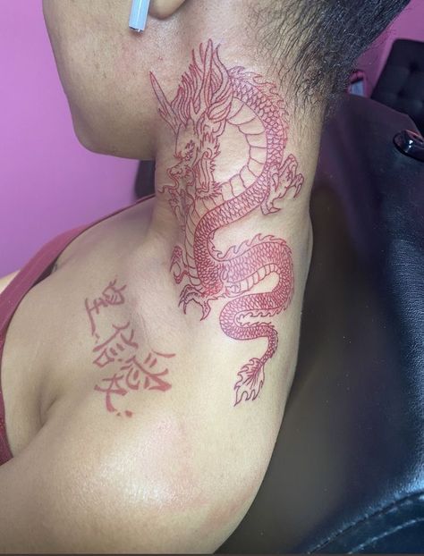 Dragon Neck Tattoo, Dragon Tattoo Neck, Arm Tattoos Black, Best Neck Tattoos, Stomach Tattoos Women, Dragon Tattoo For Women, Neck Tattoos Women, Tattoos For Women Flowers, Tattoos For Black Skin