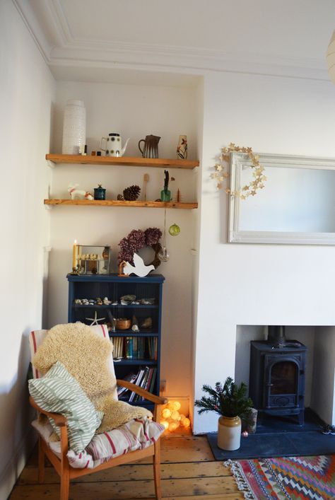 Littlegreenshed - UK Lifestyle Blog Cosy Living Room Design, Alcove Shelving, Pinterest Living Room, Uk Lifestyle, Cosy Living Room, Up House, Decoration Inspiration, A Living Room, Apartment Living Room