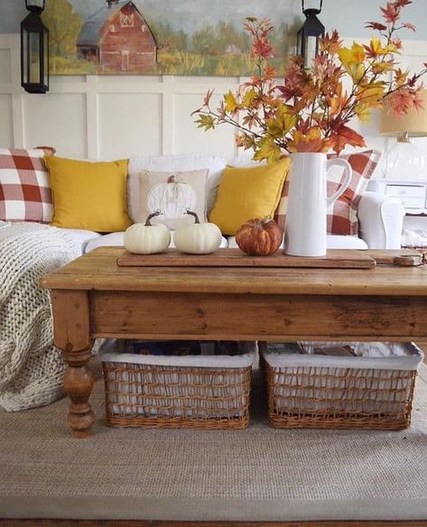 25 Bold & Colorful Fall Home Decor Ideas » Lady Decluttered Baskets Under Table, Baskets Under Coffee Table, Basket Under Coffee Table, Fall Coffee Table Decor Tray, Coffee Table Fall Decor Ideas, Room Plants Decor, Coffee Table Fall Decor, Fall Decor Indoor, Country Fall Decor