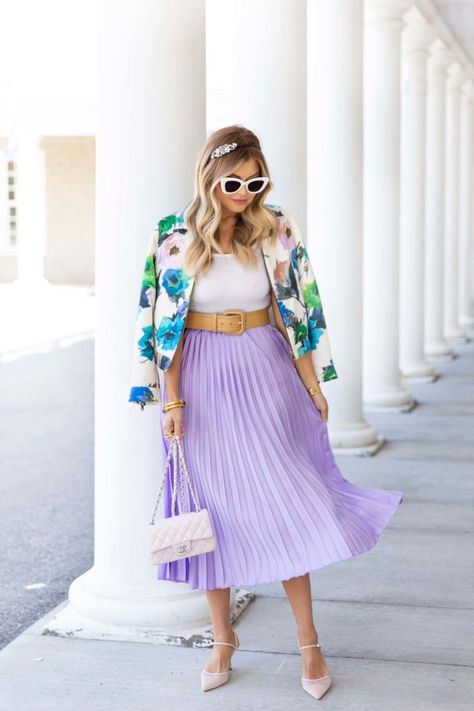 Periwinkle Outfits With Lavender, Lavender Skirt Outfit, Accordian Skirt, Purple Skirt Outfit, Lavender Outfit, Krystin Lee, Lavender Skirt, Pleated Skirt Outfit, Outfit Work