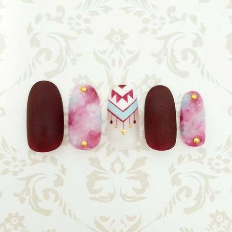 Navratri Nails, Nails Flamingo, Bohemian Nails, Nails Colour, Wife Nails, Indian Nails, Nail Laquer, Gucci Nails, Nail Art Diy Easy