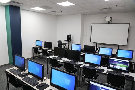 Lab Komputer, Training Room, Career Center, Computer Lab, South Shore, Private School, My Photo Gallery, Find A Job, Car Wallpapers