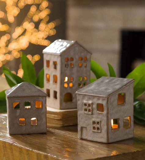 Dove Ornaments, Pottery Houses, Clay Houses, Holiday Village, New Ceramics, Ceramics Pottery Art, Indoor Christmas Decorations, Ceramic Houses, Indoor Christmas