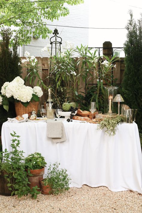 The Garden — Josh Young Design House Garden Buffet, Garden Tablescape, Bridal Era, Backyard Dinner, Baby Brunch, Yard Diy, Outdoor Dinner Parties, Outdoor Entertainment, Outdoor Dinner