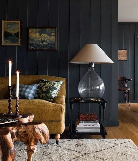 Best Wall Color For Dark Furniture Master Bedrooms, Designer Basement Ideas, Heidi Caillier Design Bedroom, Small Cottage Homes Interior Living Room, Grandpa Chic Interior, Black Painted Rooms Ideas, Mountain House Furniture, Painted Wood Paneling Living Room, Dark Moody Farmhouse