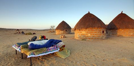 Cholistan Desert, Romantic Bedroom Design, King's Landing, Romantic Bedroom, Village Houses, Cool Beds, Morning Light, Jane Austen, To Sleep