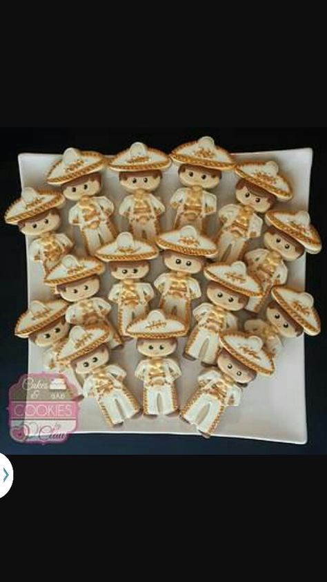 charro cookies Mexican Baptism Ideas, Charro Theme Party, Mayo Cookies, Baptism Party Boy, Hogwarts Party, Mexican Birthday Parties, Halloween Party Decor Diy, Mexican Independence Day, Mexican Independence