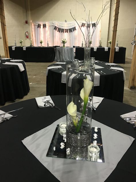 Black And Bling Centerpieces, Black White Silver Table Decor, Black White And Silver Party Decorations Centerpieces, Black And Silver Wedding Centerpieces, Black And Bling Party Decorations, Black And Silver Table Decorations, Black And Silver Centerpieces, Silver Centerpieces, Silver Wedding Centerpieces