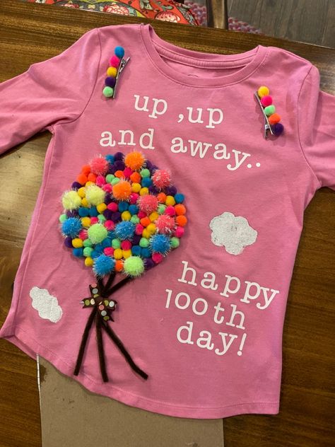 100 Days Pom Pom Shirt, 100 Day Tshirt Ideas, 100th Day Tshirt Ideas, Class Door Decorations, 100 Días De Clases, 100th Day Of School Crafts, 100 Day Of School Project, Cheer Tshirts, 100 Days Of School Shirt