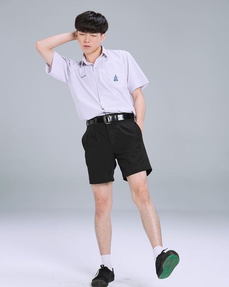 Maze Runner Funny, Male Pose Reference, Human Poses Reference, Human Poses, Men In Uniform, Male Poses, Fashion Photoshoot, Pose Reference, Patterned Shorts