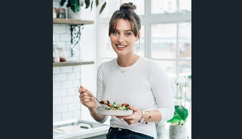 Herbed Lentil Balls & Avocado Hummus OVEN Grocery Inspiration, Ella Mills, Health Coach Branding, Spice Collection, Deliciously Ella, Nutrition Branding, London Kitchen, Branding Photoshoot Inspiration, Personal Branding Photoshoot