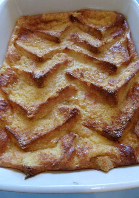 Bailey's bread and butter pudding recipe - Craft with Cartwright Bread And Butter Pudding Recipe, Bread Butter Pudding, Best Bread Pudding Recipe, Mince Pie Recipe, Old Fashioned Bread Pudding, Hot Desserts, Baileys Recipes, Butter Pudding, Bread And Butter Pudding