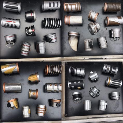 Star Wars: Galaxy's Edge - Purchasing Extra Scrap Metal at Savi's Workshop Savis Workshop Lightsaber, Disney Lightsaber, Galaxy's Edge Lightsaber, Lightsaber Parts, Galaxies Edge, Build A Lightsaber, Diy Lightsaber, Custom Lightsaber, Galaxys Edge