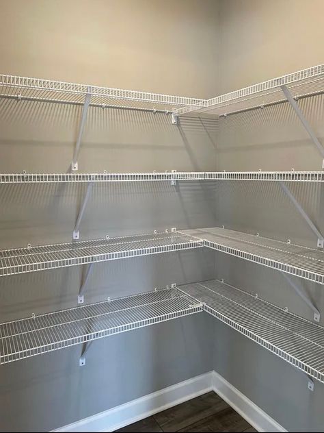 Closetmaid Ideas, Closet Organization Ideas Wire Shelving, Rubbermaid Closet, Shoe Shelf In Closet, Closet Maid, Wire Closet Shelving, Small Walk In Closet, Closet Planning, Closet Renovation