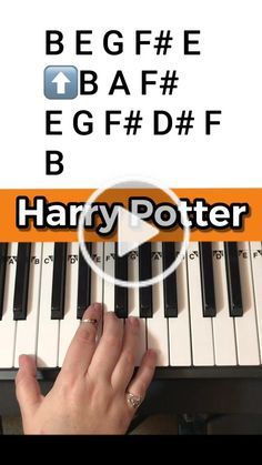 Harry Potter Theme Piano Easy, Harry Potter Music Piano, Harry Potter On Piano, Harry Potter Piano Easy, Harry Potter Theme Piano, Harry Potter Piano, Harry Potter Theme Song, Keyboard Songs, Easy Piano Pieces