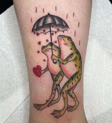 Taylor Booth (@taylorxxrenee) • Instagram photos and videos Frog Strawberry Tattoo, Arson Frog Tattoo, Frog Leg Tattoo, Earthcore Tattoos, Frog With Flower Hat Tattoo, Aesthetic Frog Tattoo, Witchy Frog Tattoo, Fairy Frog Tattoo, Frog With Flower Hat