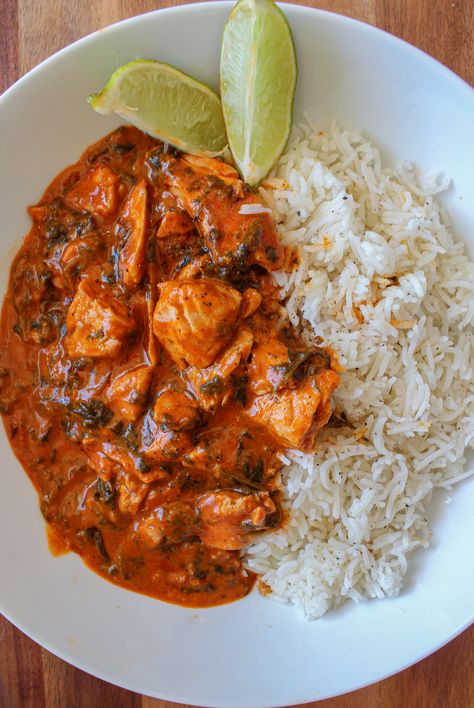 Salmon And Beans, Clean Eating Recipes Pescatarian, Fall Salmon Recipes Healthy, Salmon Plates Dinners, Salmon Curry Recipes Coconut Milk, Salmon Recipes With Rice, Healthy Spicy Recipes, Healthy Meals Salmon, Yummy Healthy Dinners