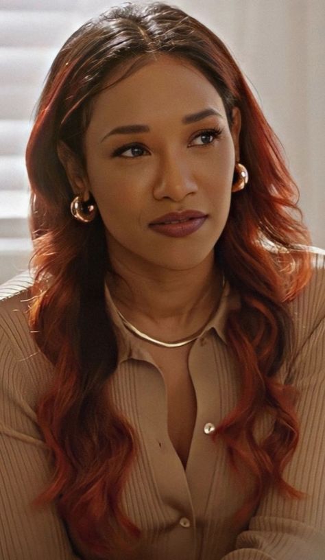 Candice Patton Photoshoot, Iris West Aesthetic, Lembas Bread, Iris West Allen, Fantasy Universe, Female Icons, Candice Patton, Iris West, Future Girlfriend