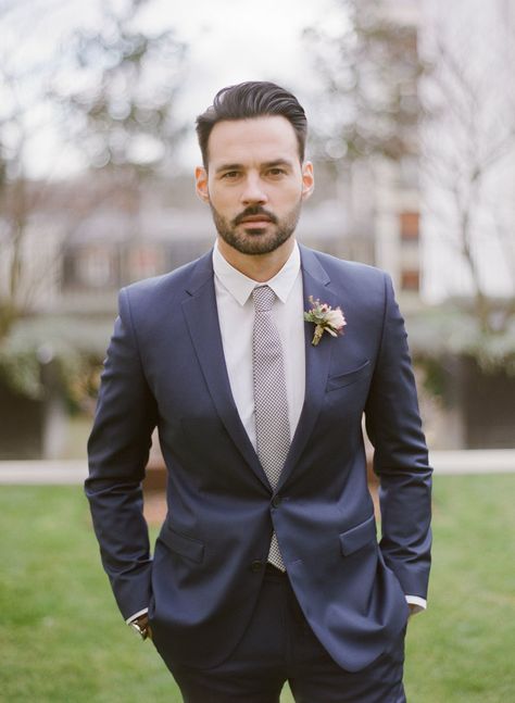 navy suit, grey tie | Photography: Greg Finck Navy Suit Tie, Ideas For Wedding Party, Sf Elopement, Tie Photography, Mens Navy Suit, Greg Finck, Groomsmen Fashion, Navy Suit Wedding, Party Shirts Men