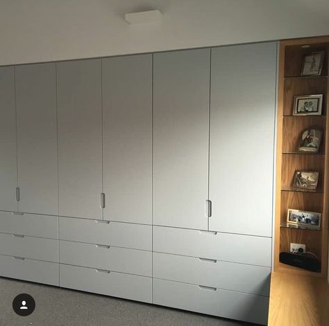 St Kilda Melbourne, Bedroom Built In Wardrobe, 2 Pac, Bedroom Cupboards, Satin Robes, Wardrobe Door Designs, Bedroom Cupboard Designs, Wardrobe Interior Design, Bedroom Closet Design