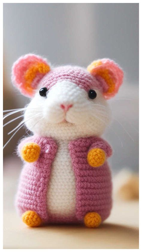 Free Crochet Toy Patterns English, Free Knitted Toy Patterns, Hamster Free Crochet Pattern, Crochet Hamster Toys, Crochet Hamster Pattern Free, Small Crochet Animals Free Patterns, Crochet Mouse Free Pattern, Hamster Crochet Pattern Free, Crochet Mouse Free Pattern Amigurumi