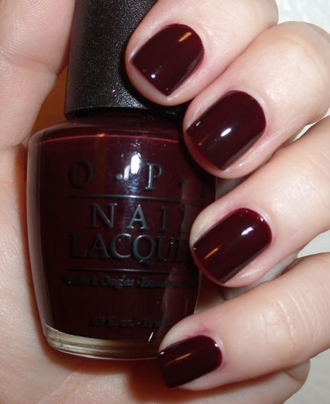 Malaga Wine Opi Dip, Wine Colored Nails, Opi Malaga Wine, Maroon Nail Polish, Burgundy Nail Polish, Malaga Wine, Opi Colors, Dip Manicure, Wine Nails