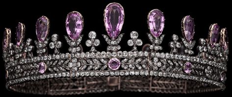 Topaz Tiara, Royal Crown Jewels, Tiaras Jewellery, Royal Crowns, Royal Tiaras, Pink Stones, Diamond Tiara, Royal Jewels, Pink Topaz