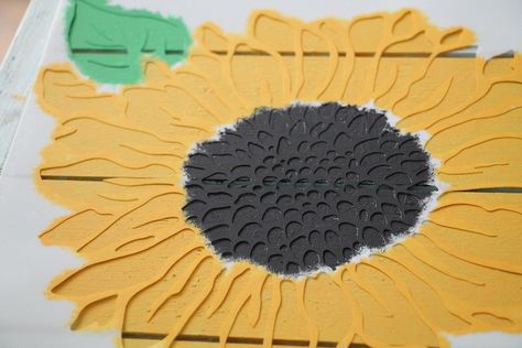 All things Sunflowers - Debbiedoos Sunflower Stencils, Diy Farmhouse Sign, Walmart Diy, Sunflower Stencil, Pallet Boards, Dairy Farm, Dairy Farms, Pallet Signs, Farmhouse Sign