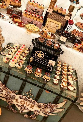 Ideas Steampunk Wedding Decorations ★ See more: https://www.weddingforward.com/steampunk-wedding-decorations Vintage Books Wedding Decor, Steampunk Centerpiece, Steampunk Invitation, Steampunk Party Decorations, Octopus Wedding, Steampunk Decorations, Steampunk Wedding Decorations, Steampunk Wedding Themes, Steampunk Wedding Cake