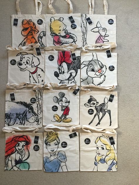 Tod Bag, Disney Tote Bags, Deco Disney, Disney Tote, Disney Shopping, Disney Diy Crafts, Disney Room Decor, Disney Furniture, Disney Rooms