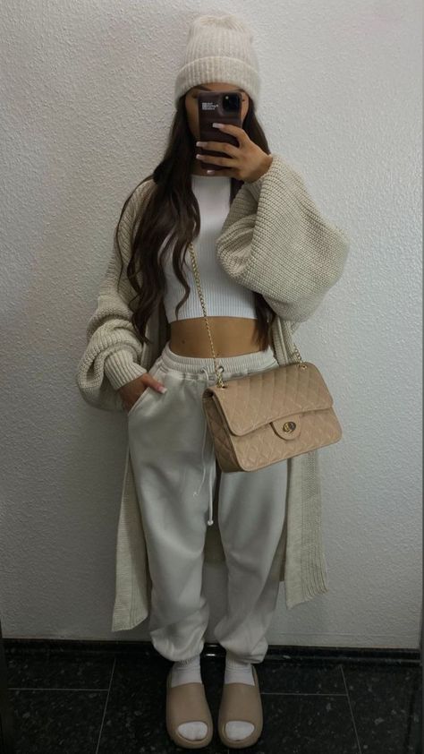 Instagram Baddie, Winter Fashion Outfits Casual, Cold Outfits, Kleidung Diy, Mode Ootd, Cute Comfy Outfits, Cute Everyday Outfits, Mode Inspo, Sporty Outfits