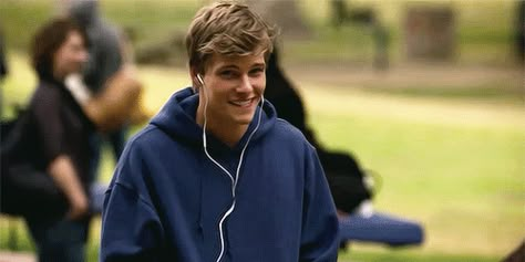 Hunter Parrish, Blonde Gif, Cute Blonde Guys, Cute Blonde, Boy Gif, Jason Grace, Blonde Boys, Best Friends Aesthetic, Lost Girl