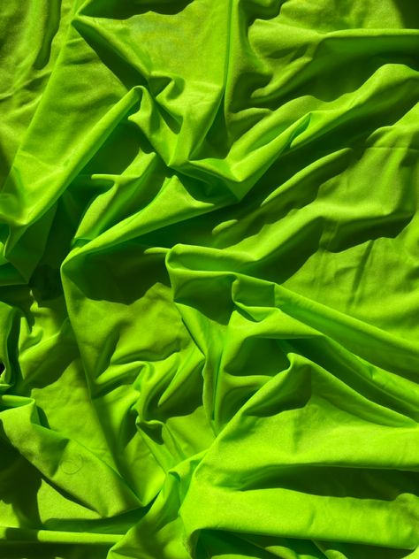 Vibrant Green, Lime Wallpaper, Bright Green Wallpaper, Lime Green Aesthetic Wallpaper, Lime Green Photoshoot, Pastel Lime Green Aesthetic Wallpaper, Lime Color Aesthetic, Green Lime Aesthetic, Bright Green Aesthetic