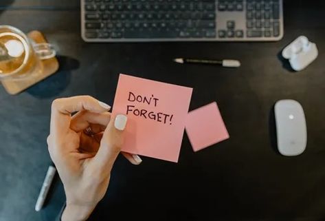 10 Sticky Notes We Need to Read Every Morning for the Rest of the Year (and Beyond) Apple Reminders, Attention Deficit, How Lucky Am I, Healthy Mindset, Spectrum Disorder, Good Spirits, Sticky Note, Reminder Quotes, Daily Reminder