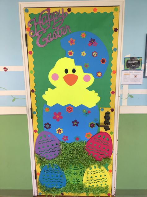 Christian Easter Door Decorations Classroom, Easter Door Ideas, Easter Door Decorations For School, April Door Ideas For Classroom, Easter Door Ideas For Classroom, Easter Door Decorations Classroom, Easter Classroom Door, Easter Classroom Decorations, Easter Door Decorations