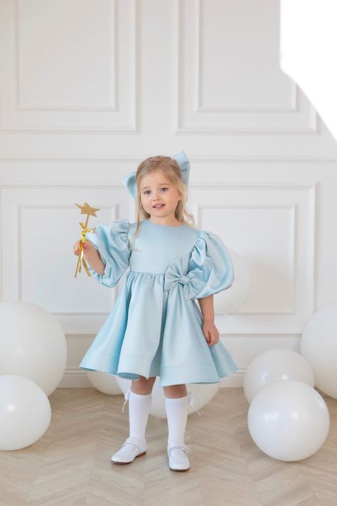 Girls Couture Dresses, Couture Bridesmaid Dresses, Blue Princess Dress, Puffy Dresses, Dress Light Blue, Light Blue Dress, Girls Couture, Birthday Girl Dress, Burgundy Bridesmaid Dresses