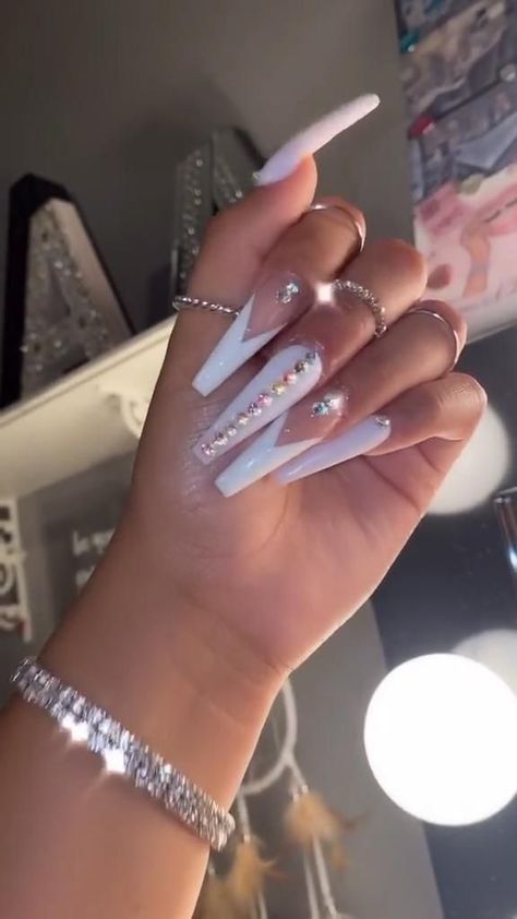 Pin by 𝐃𝐢𝐨𝐫 on NAILS [Video] | Acrylic nails coffin pink, Long acrylic nails, Diamond nails Nails With Strass, Strass Nails, Long Acrylic Nail Designs, French Tip Acrylic Nails, Long Acrylic Nails Coffin, Acrylic Nails Coffin Pink, Long Square Acrylic Nails, Coffin Nails Long, Bling Acrylic Nails