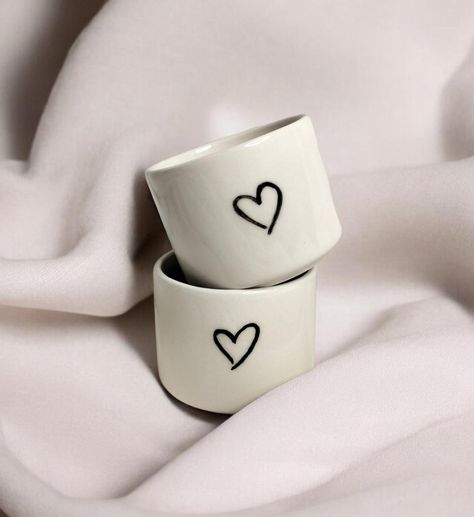 Handmade Ceramic Heart Mug Without Handle - Cute Ceramic Coffee And Tea Mug - No Handle Coffee Mug Unique Mug by YuugiDesign on Etsy Mug Without Handle, Black Heart Design, Heart Mug, Ceramic Heart, Unique Mug, Mug Unique, Simple Elegance, Black Heart, Ceramic Mugs