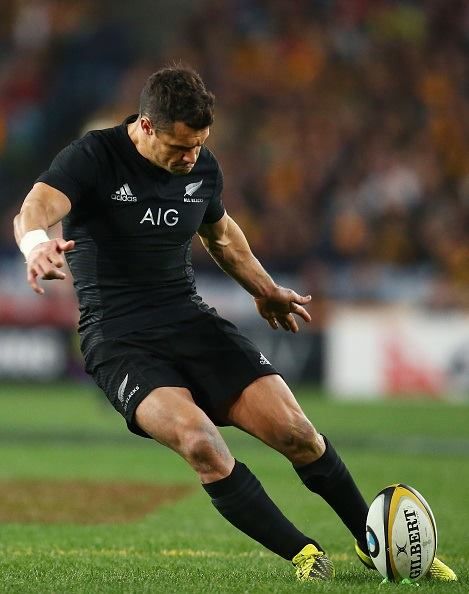 Dan Carter Rugby, Rugby Art, All Blacks Rugby Team, Richie Mccaw, Dan Carter, All Blacks Rugby, Rugby Sport, New Zealand Rugby, Two Sons