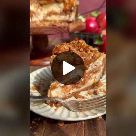 Stephanie Simmons, Maple Pecan Pie, Apple Pie Cheesecake, Cheesecake Cake Recipes, Cinnamon Cheesecake, Salted Caramel Apple Pie, Pecan Pie Cheesecake, Pecan Pie Filling, Pecan Cheesecake