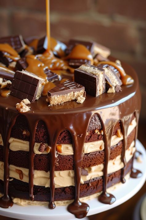 Luxurious Chocolate Caramel Mars Bar Birthday Cake! Chocolate Fantasy, Chocolate Caramel Cake, Luxurious Chocolate, Mars Bar, Gooey Caramel, Caramel Drizzle, Cinnamon Cake, Decadent Chocolate Cake, Chocolate Dreams