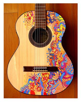 Rita Pintada:                                                       …                                                                                                                                                                                 Más Painted Ukulele, Ukulele Design, Guitar Artwork, Ukulele Art, Art Musical, Bass Guitar Lessons, Violin Lessons, Guitar Painting, Sharpie Art