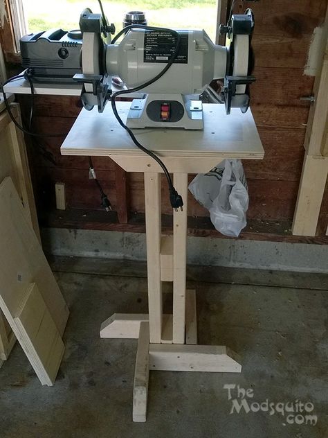 Around the Shop #8: Grinder Stand, with 'plans' - by Mosquito @ LumberJocks.com ~ woodworking community Grinder Stand Ideas, Bench Grinder Stand, Diy Bank, Grinder Stand, Tool Stands, Woodworking Shop Layout, Bench Grinder, Shop Tools, Diy Bench