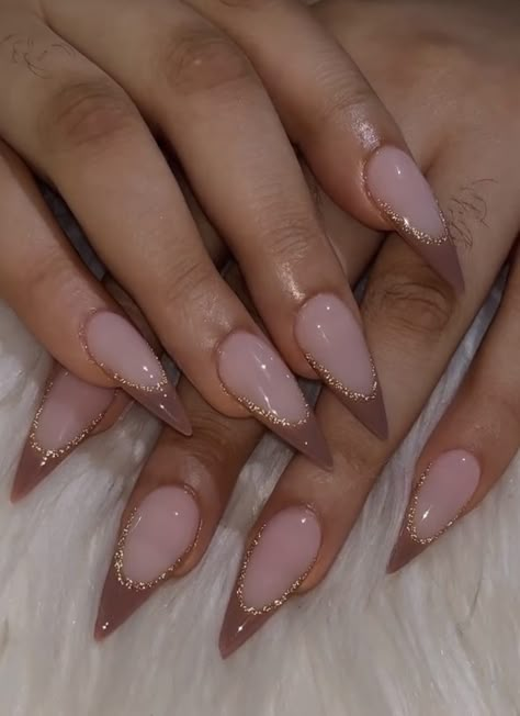 Almond Shape Tip Nails, Almond Nails Designs Wedding Guest, Almond Point Nails Designs, Almond Nails November 2024, Short Almond Acrylic Nails Fall Colors, Nail Ideas Stiletto Medium, Almond Nails Brown Design, Long Almond Nail Inspiration, Elegant Gel X Nails