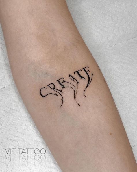 Distorted Word Tattoo, Wavy Word Tattoo, Create Tattoo Word, Writing Styles Tattoo, Tattoo Writing Designs, Tattoo Writing Styles, Tattoo Writing Fonts, Tattoo Writing, Writing Tattoo