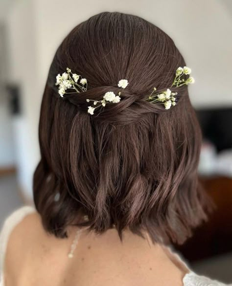 Short Wedding Hairstyles, Cute Wedding Hairstyles, Short Bridal Hair, Bob Wedding Hairstyles, Half Up Wedding, Short Hair Bride, Quince Hairstyles, Grow Long Hair, Short Straight Hair