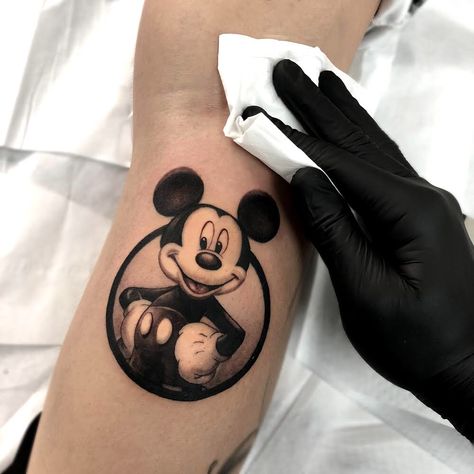 mikey mouse tattoo idea realism micro tatuaje girl Ankle Tattoo Disney, Miky Mouse Tattoo, Mickey Tattoos, Friday Tattoo, Marie Tattoo, Mickey And Minnie Tattoos, Mickey Tattoo, Mouse Tattoo, Mickey Mouse Tattoo