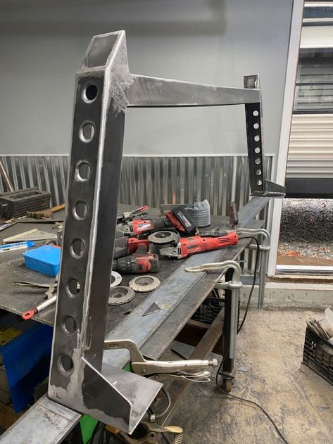 Truck Headache Rack Ideas, Diy Headache Rack, Custom Headache Rack, Headache Rack Ideas, Truck Headache Rack, Headache Rack Trucks, Aksesoris Jeep, Custom Ute Trays, Flatbed Truck Beds